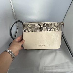 Kate Spade New York Leila Triple Gusset Crossbody